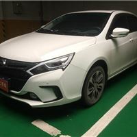 比亚迪秦2015款 1.5T 双冠**Plus版