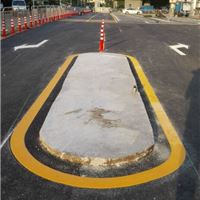 珠海夏湾豪骏市场道路交通设施热熔标线工程